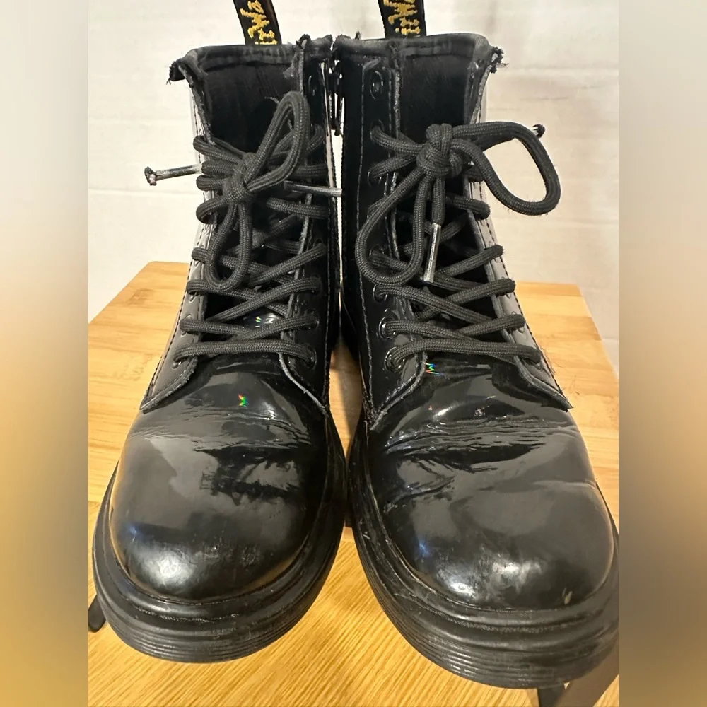 Dr. Martens Black Patent Leather Lace-Up & Side Zipper Boots Kids sz 1 US. EU 32